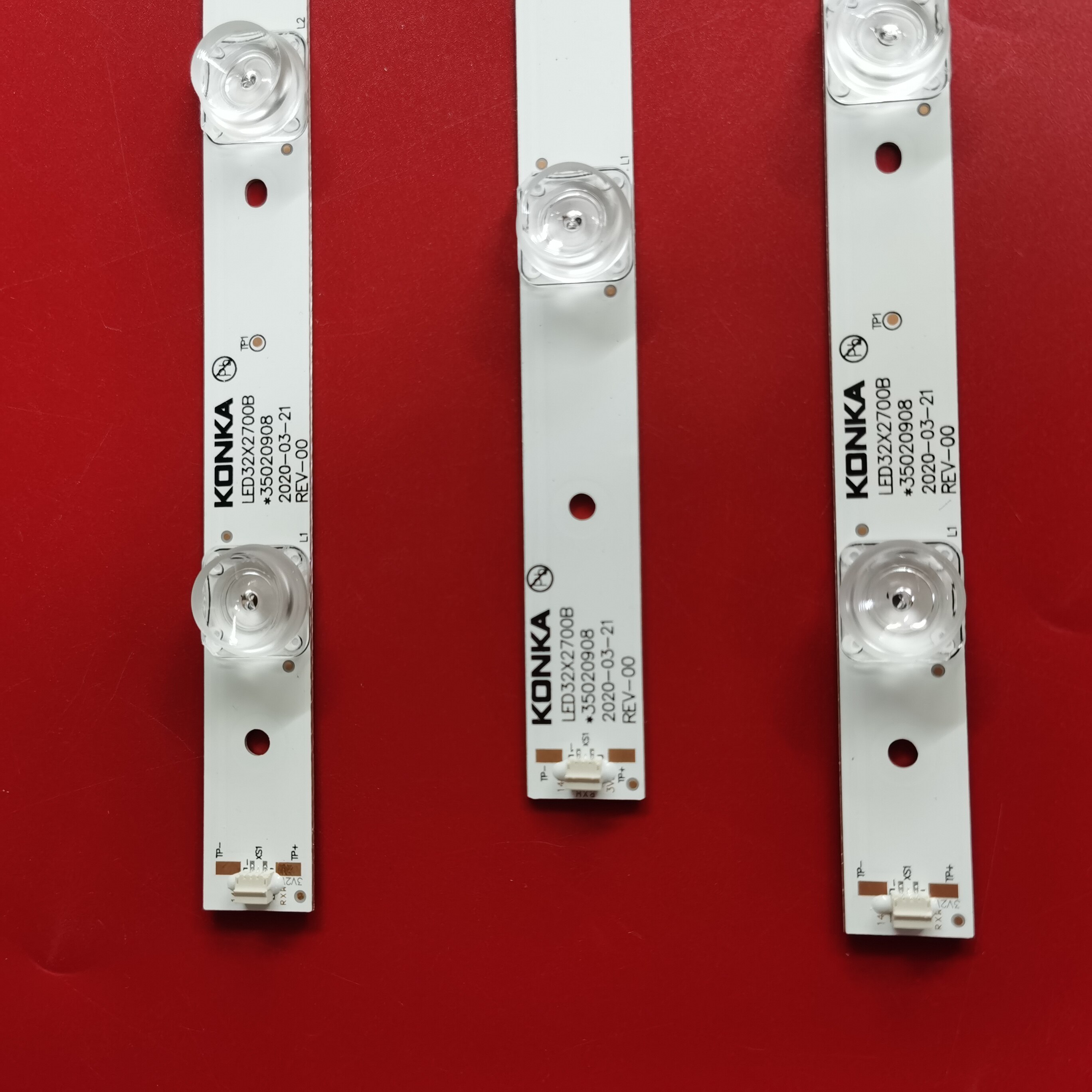 康佳液晶电视led灯条KKTV led32k70s背光灯灯条32寸通用万能7灯珠