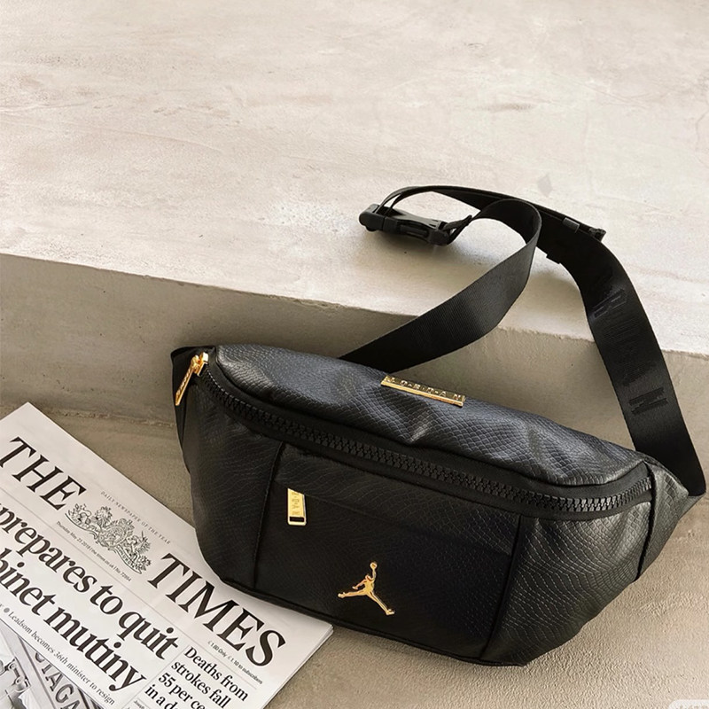 Air Jordan AJ 耐克男女同款蛇纹金属飞人Logo单肩斜跨包腰包胸包
