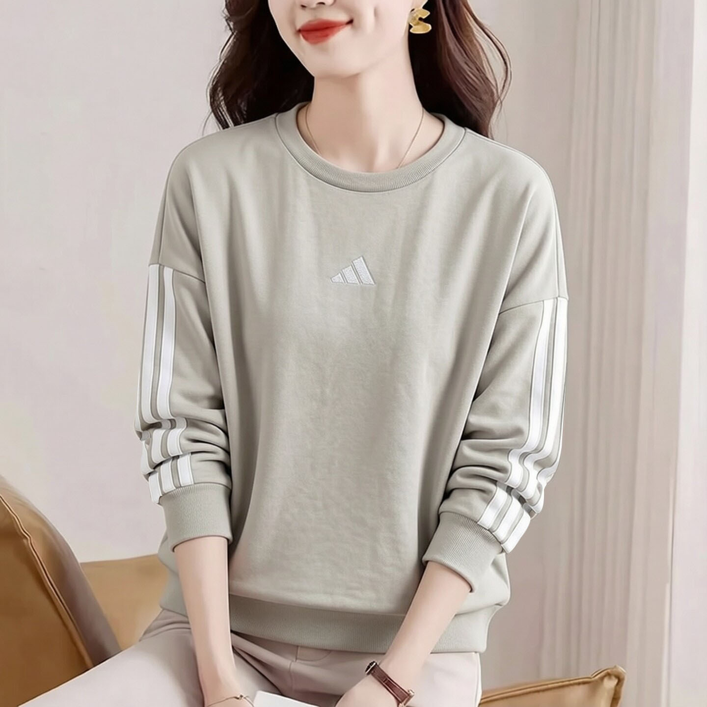 阿迪达斯卫衣女秋季新款休闲宽松上衣纯色美式运动服百搭套头衫
