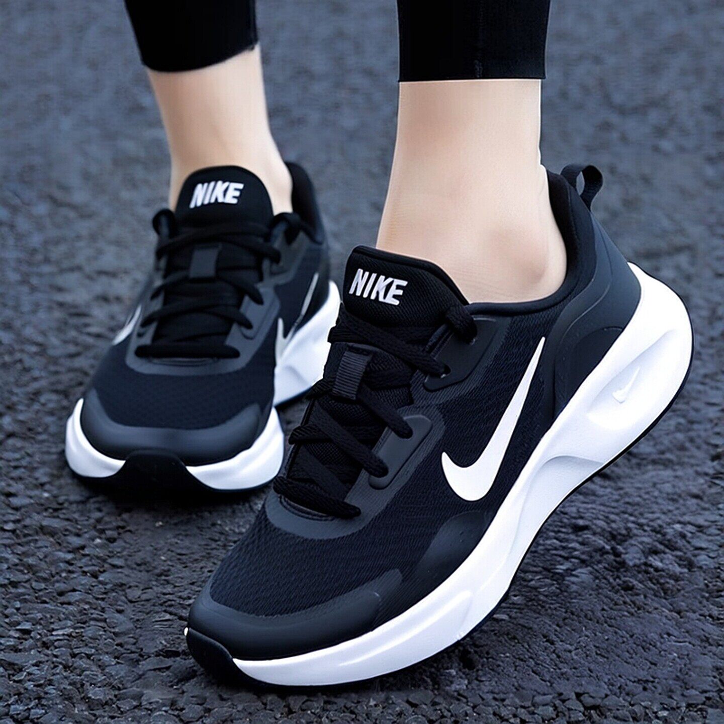 NIKE耐克新款女子运动鞋轻便减震透气休闲鞋慢跑鞋黑白色跑步鞋