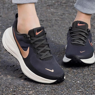 NIKE耐克跑步鞋女鞋春季新款REVOLUTION 8运动鞋缓震慢跑鞋训练鞋