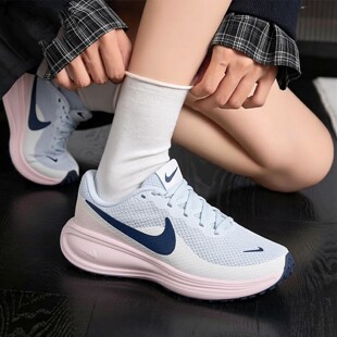 NIKE耐克鞋子2026年新款运动鞋女性跑步鞋轻便透气网鞋减震休闲鞋