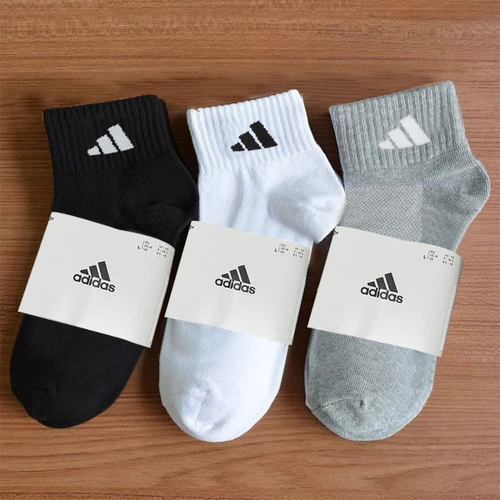 阿迪达斯男女袜子夏季新款透气薄款短袜棉质耐磨白色运动男中筒袜