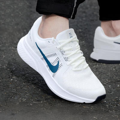 Nike耐克网面小白鞋跑步鞋