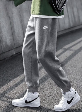 Nike耐克加绒卫裤长裤男裤秋冬新款保暖运动裤休闲束脚裤子BV2738