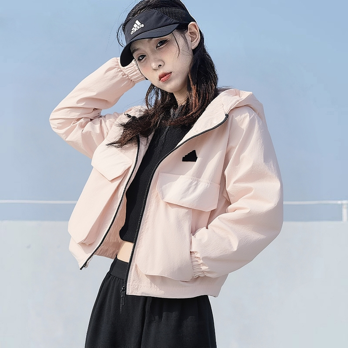 阿迪达斯外套女秋季新款梭织防风衣宽松棒球服美式复古快干夹克