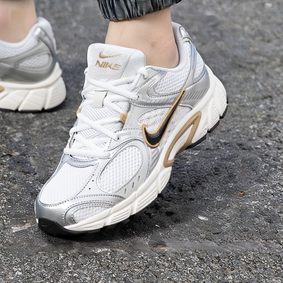耐克鞋子春季新款运动鞋NIKE V5 RNR男鞋缓震老爹鞋跑鞋健身网鞋