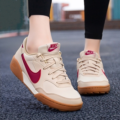 NIKE耐克女子TERRA MANTA复古时尚百搭板鞋户外轻便运动休闲鞋