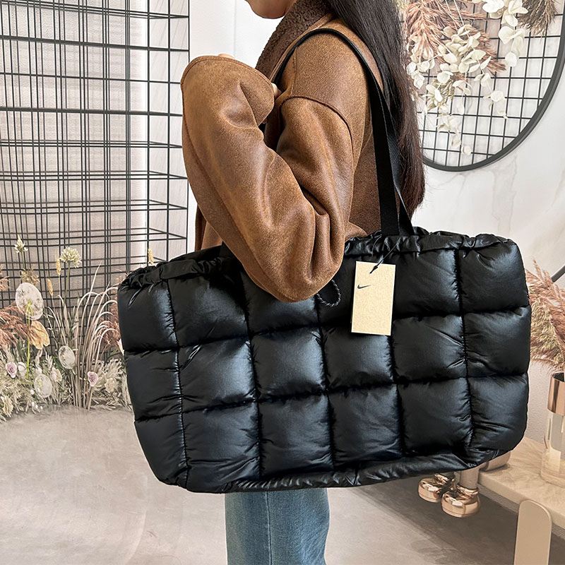 官方正品假一赔十耐克托特包斜挎