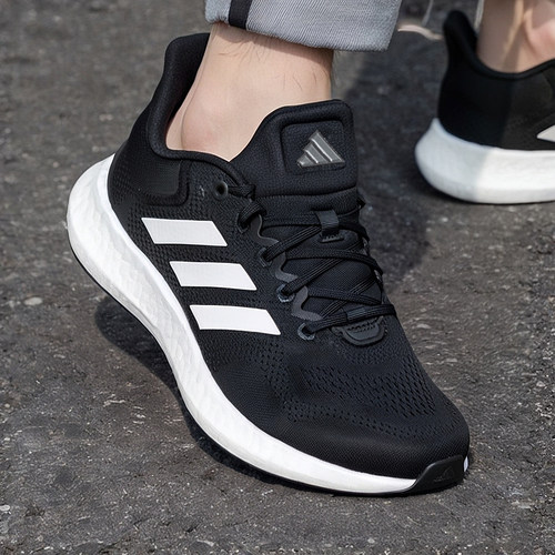 阿迪达斯男鞋夏季新款缓震运动鞋耐磨训练透气boost网面跑步鞋男