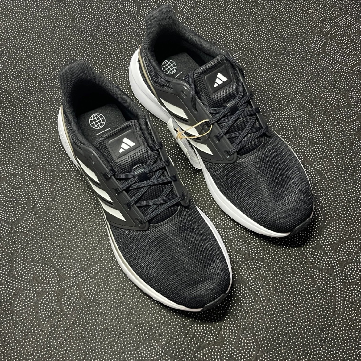 阿迪达斯男鞋夏季新款缓震运动鞋轻便健步鞋耐磨EQ19RUN跑步鞋男