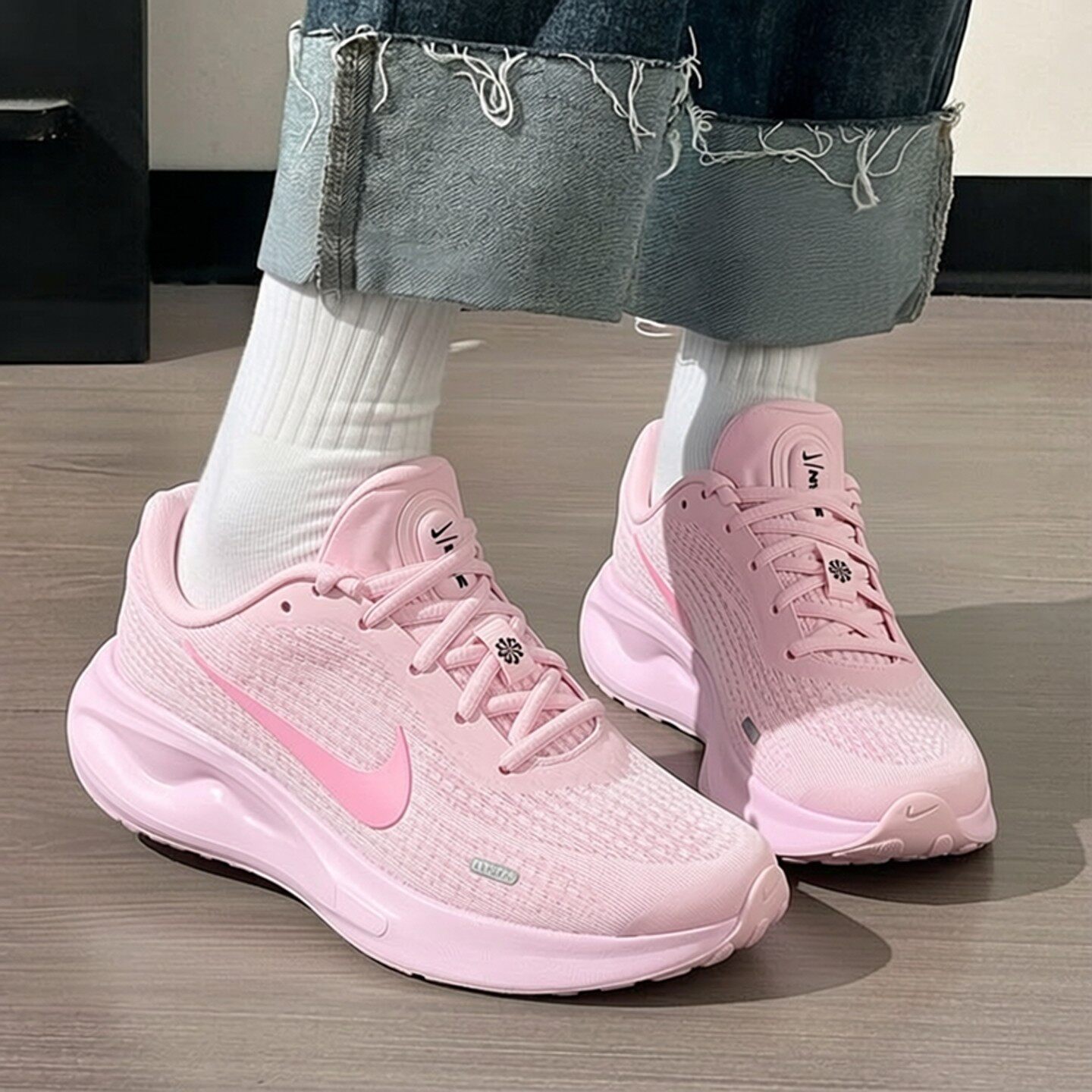 Nike耐克鞋子粉色女鞋春季新款跑步鞋厚底运动鞋透气网面鞋休闲鞋