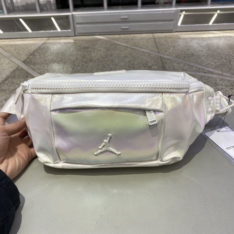 Jordan乔丹篮球腰包AJ单肩包男女斜挎包2026年新款运动包皮面胸包
