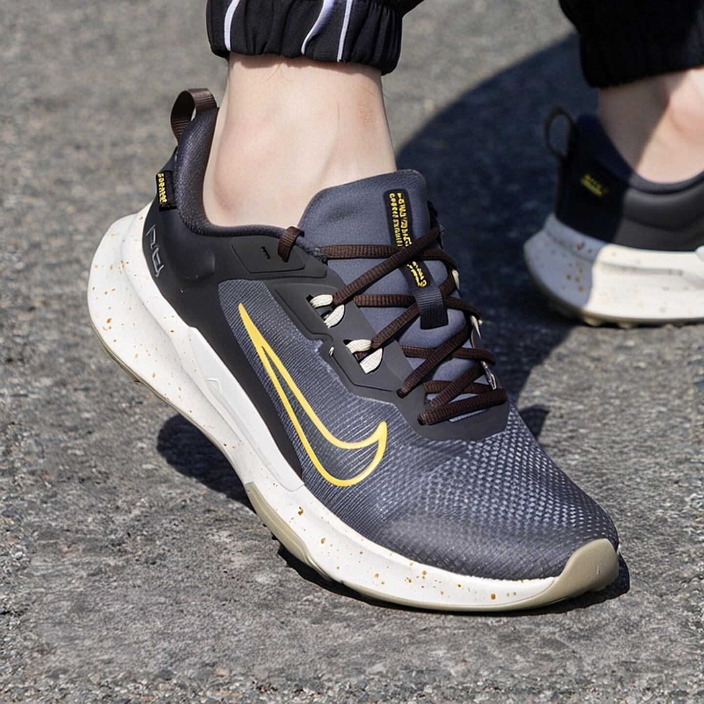 Nike耐克鞋子防水跑步鞋冬季新款涉水鞋厚底运动鞋新款男鞋越野鞋