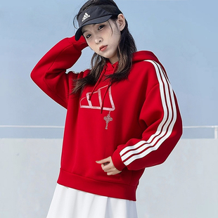 阿迪达斯红色卫衣女新款宽松本命年连帽衫套头针织休闲运动服外套