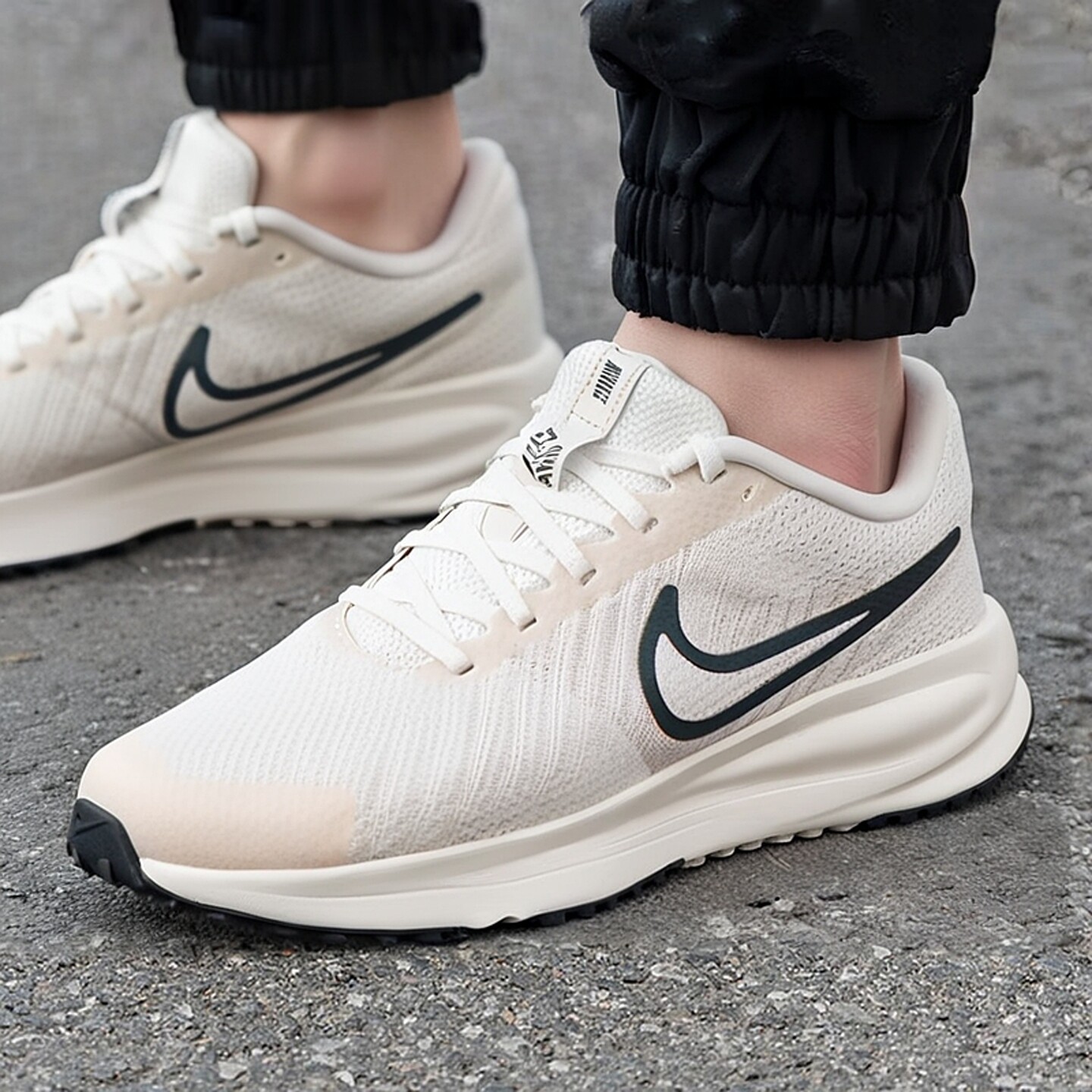 NIKE耐克跑鞋男鞋新款缓震运动鞋轻便EVOLUTION 8健身训练跑步鞋