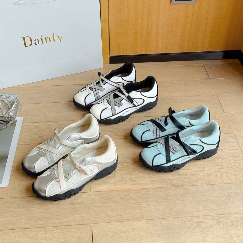 真皮韩版厚底玛丽珍鞋女2025新款复古百搭魔术贴芭蕾舞运动鞋德训