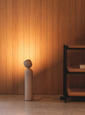 现货西班牙Vibia Plusminus Solo台灯 极简北欧LED现代客厅卧室