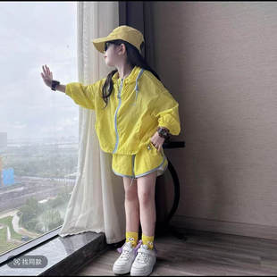 女童2025夏季韩版宽松洋气连帽防晒衣外套中大童短裤两件套潮流
