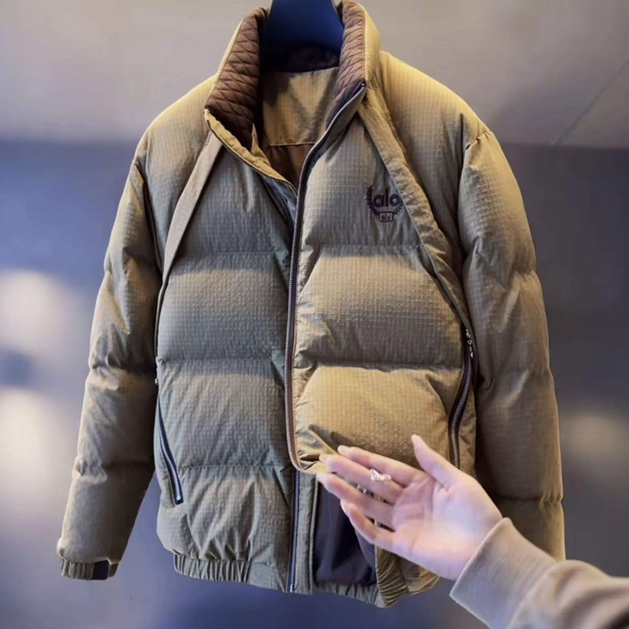 2025复古腔调韩系欧巴卡其格纹男士保暖外套