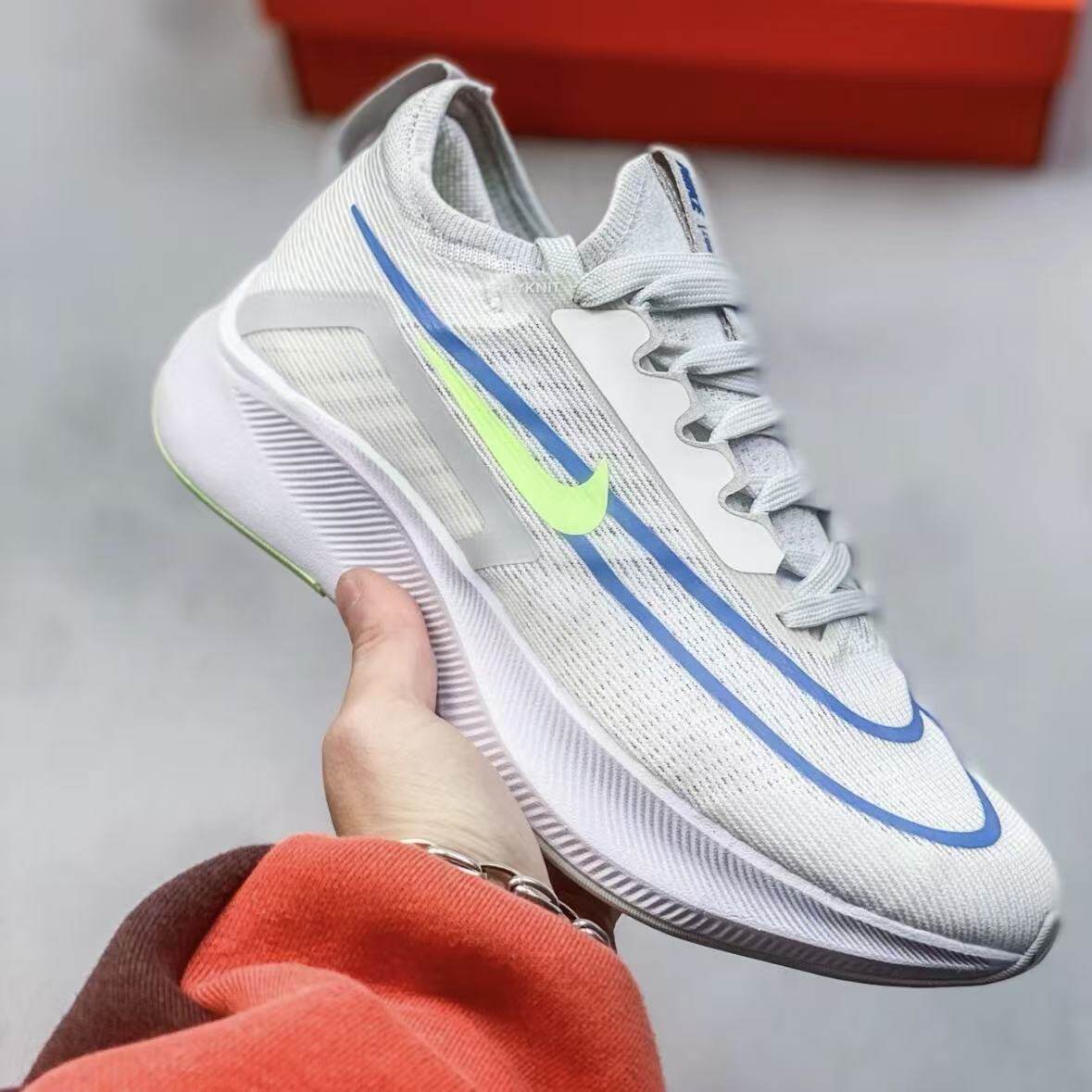 耐克Nike Zoom Fly 4全掌泡棉 碳板竞速 跑鞋CT2392-100