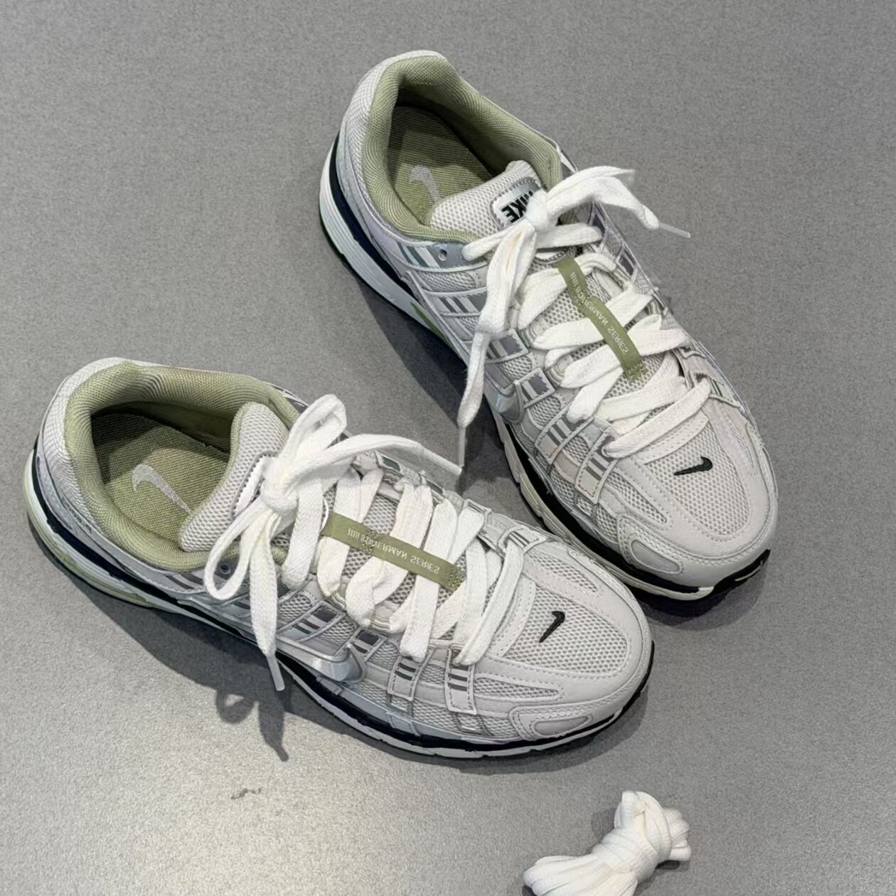 Nike P-6000 CNPT 耐克时尚经典透气老爹鞋复古跑步鞋IV5761-094