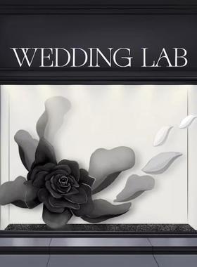 黑色高级风橱窗玫瑰美陈装置摆饰婚礼艺术装饰橱窗陈列商业美陈