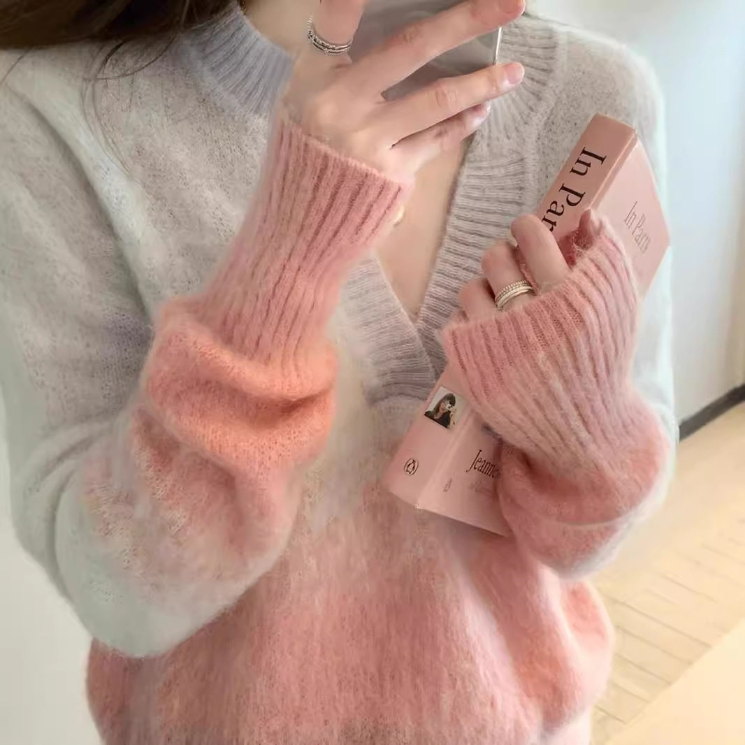 粉色温柔软糯风渐变毛衣女秋冬慵懒设计感外穿马海毛V领针织衫仙