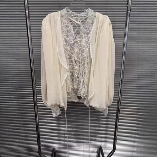 度假海边珍珠装饰宽松V领蕾丝衫