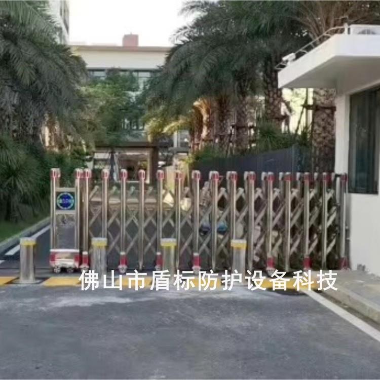 成品供应校园入口电动液压隔离墩 可移动防撞柱 固定不锈钢挡车柱