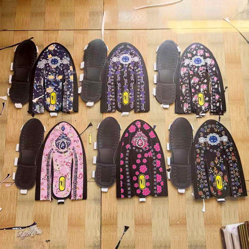 鑫鹏殡葬用品厂家纸皮鞋半成品男鞋女鞋祭祀白事殡葬用品现货厂家