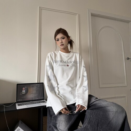 DHSS美式复古字母烫钻长袖T恤