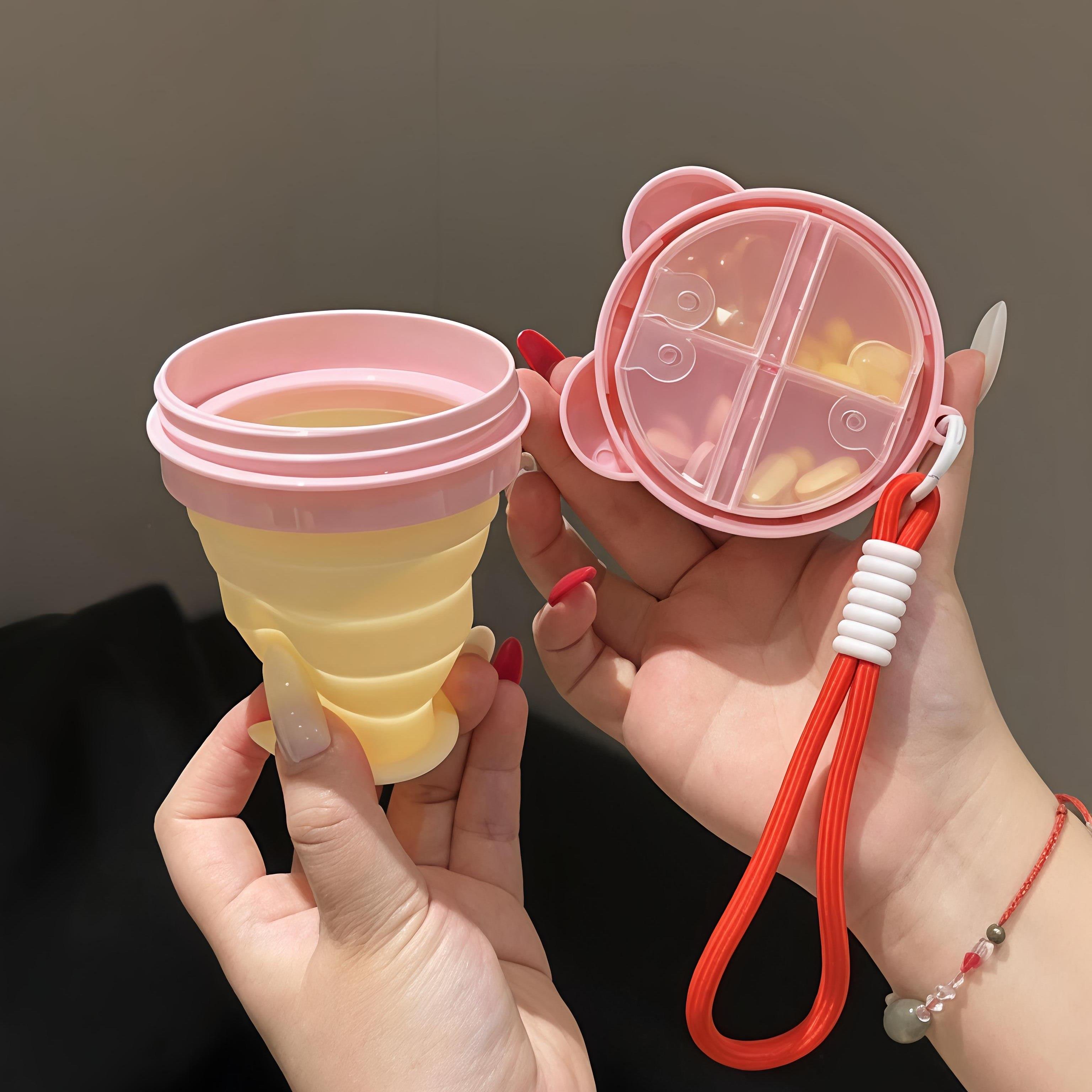 小熊随身药盒便携式分装瓶高颜值女生外出可悬挂食品级硅胶折叠杯