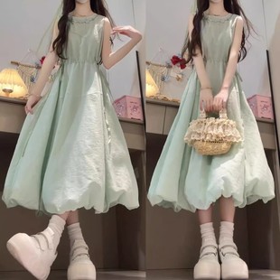 薄荷绿色背心连衣裙子女夏季2025新爆款海边度假收腰显瘦花苞长裙