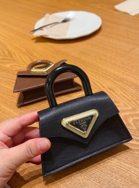 高级质感超迷你紧致小包包女2024新款时尚网红补妆便携式口红包