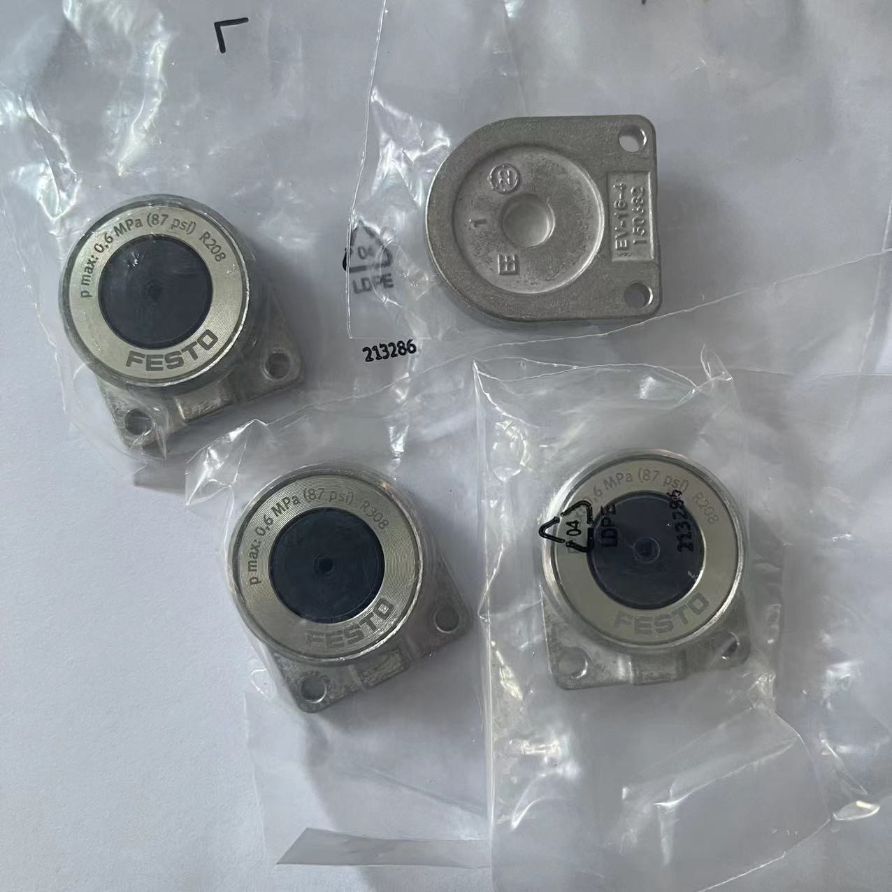 festo 膜片气缸EV-16-4 150682 EV-12-3 150681 150685全新正品