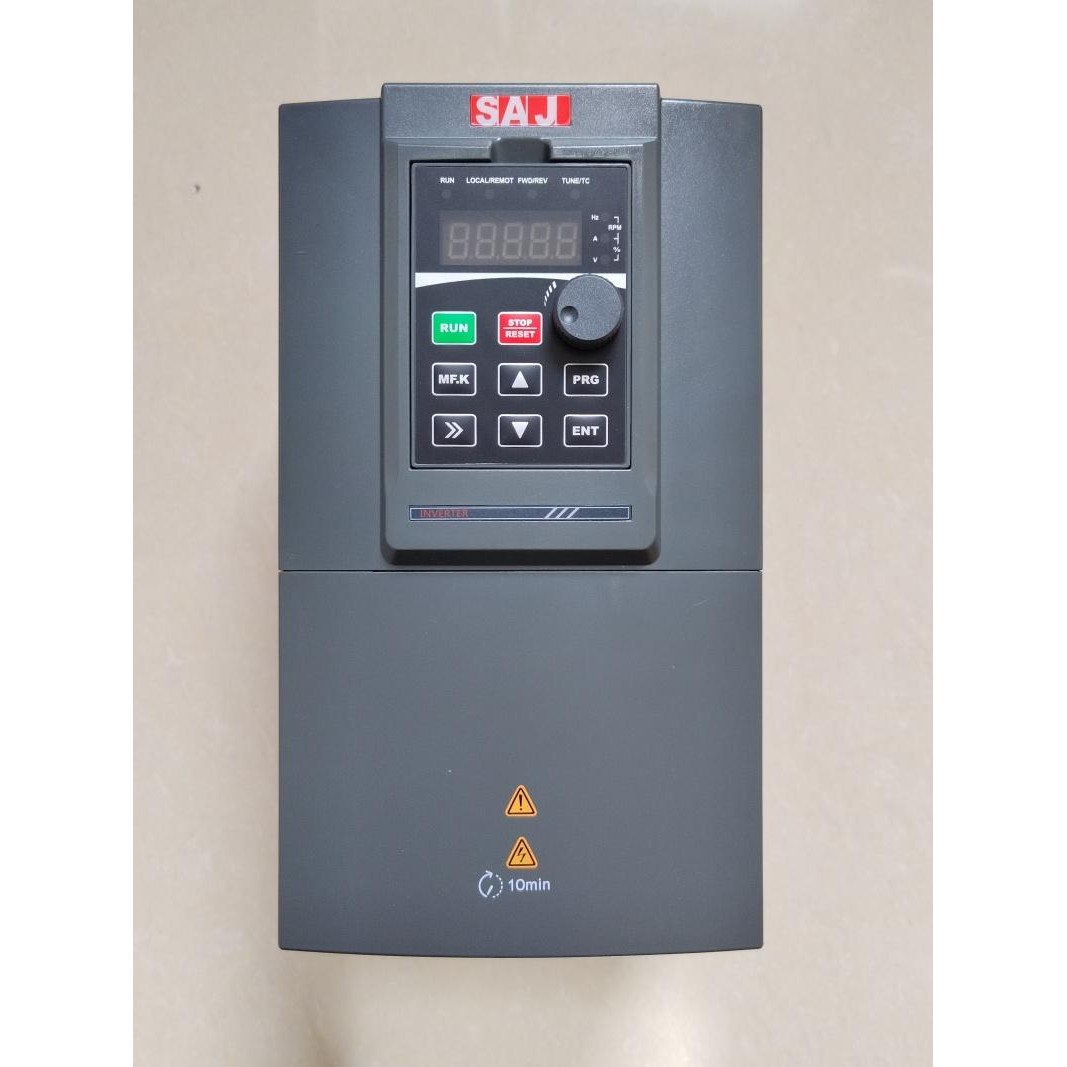 SAJ三晶变频器VM1000B-4T7R5GB三相380V电机调速器2S2R2单相220V