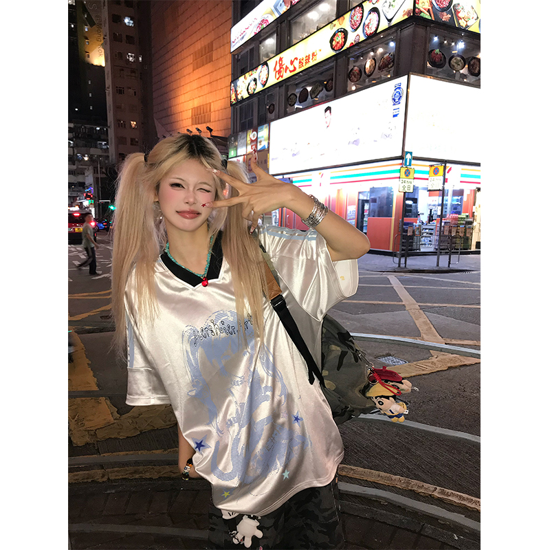 NECOYEP美式复古V领卡通漫画印花短袖球衣女夏y2k甜辣妹垂感上衣