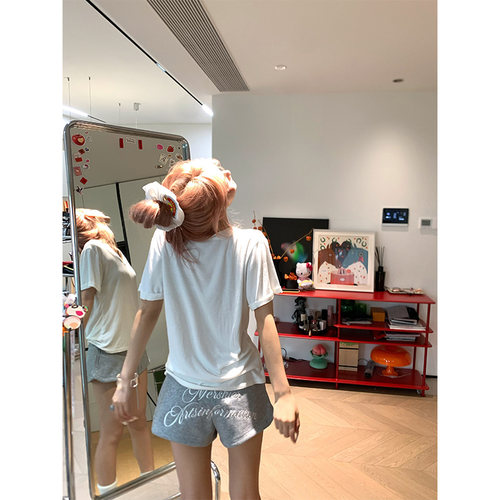 NECOYEP2025春夏美式字母印花运动修身短裤女薄款休闲直筒三分裤