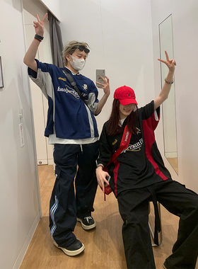 NECOYEP2025夏季美式复古V领刺绣拼接短袖男女宽松百搭半袖球衣