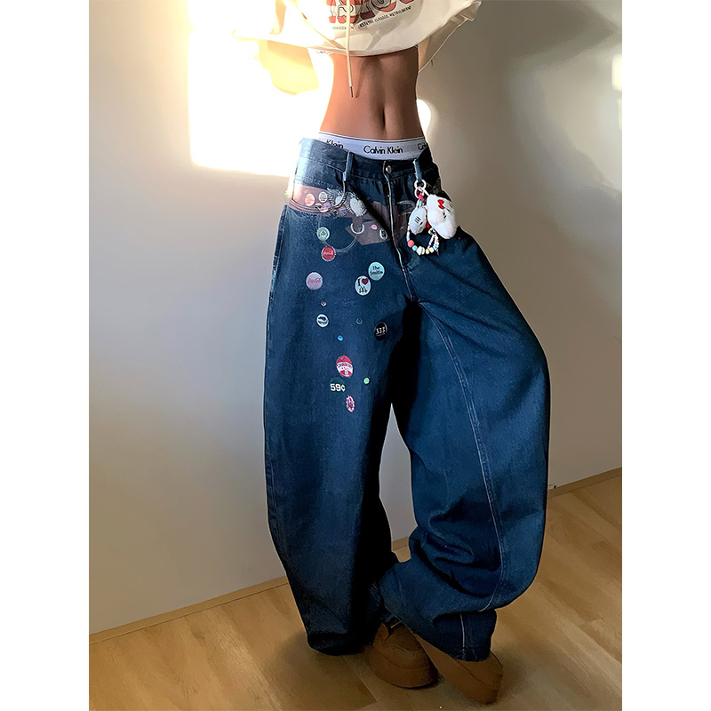 NECOYEP 2025美式趣味徽章印花腰带牛仔裤男女宽松阔腿直筒长裤