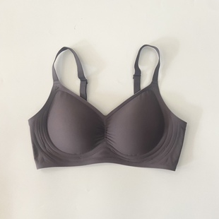 茵霓佳软支撑运动内衣女生无钢圈内衣侧收防下垂内衣性感聚拢文胸