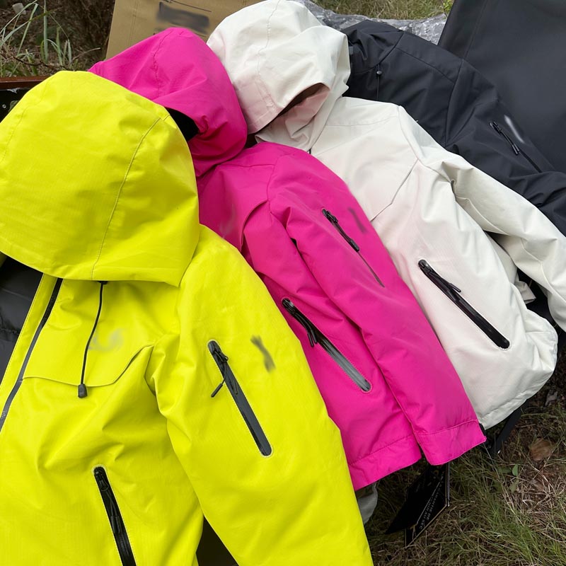 到175码 秋冬新款 儿童户外休闲防风防水羽绒服冲锋衣外套 可亲子