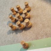 复古原木钉高颜值可爱图钉幼儿园软木毛毡板留言板照片墙固定按钉