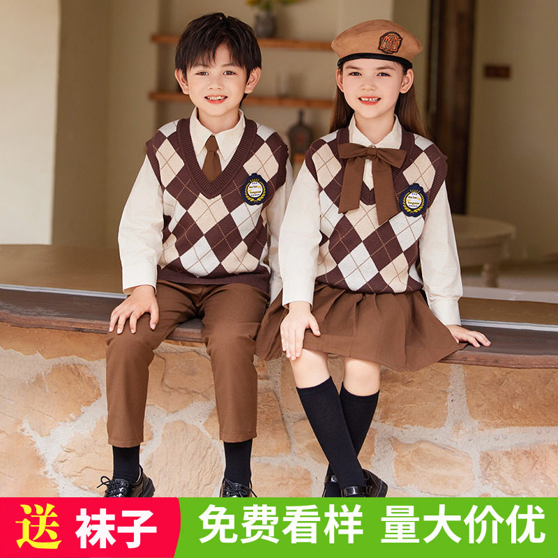 元旦儿童演出服学院风背心马甲