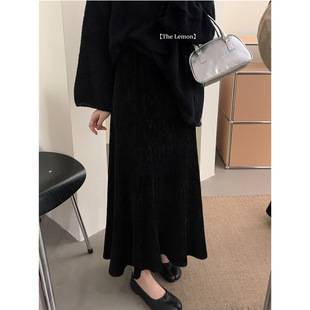 金丝绒半身裙女秋季高腰灯芯绒百褶半裙子中长款冬季鱼尾包臀长裙
