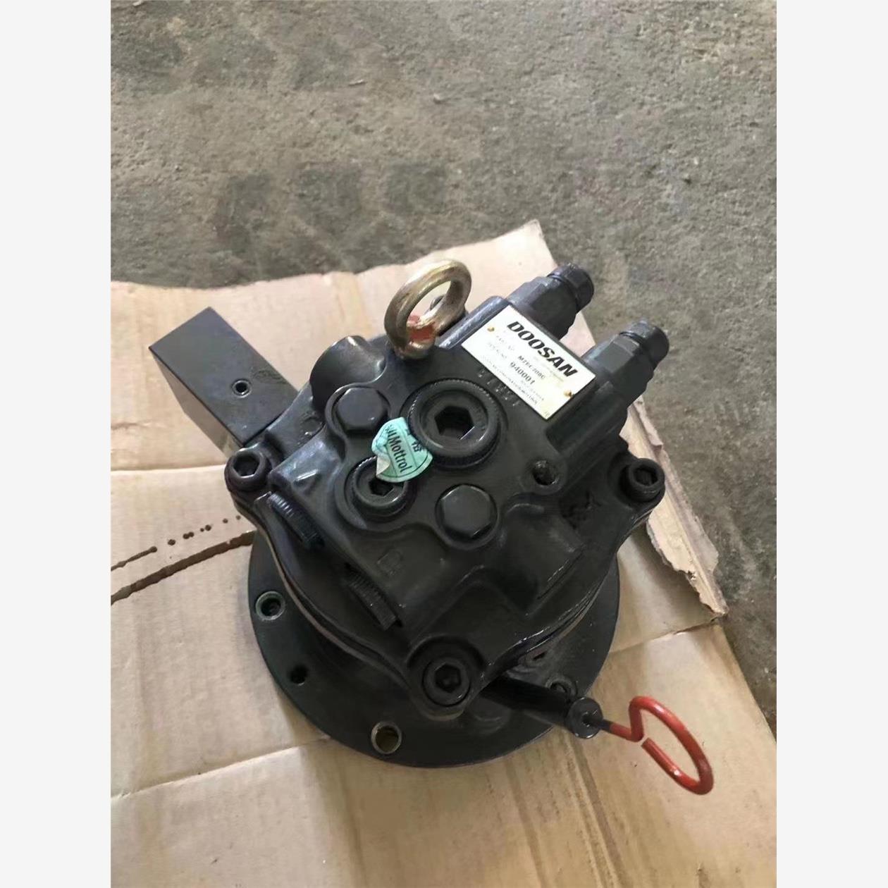 斗山原装 全新 dx75-9c 回转马达 总成