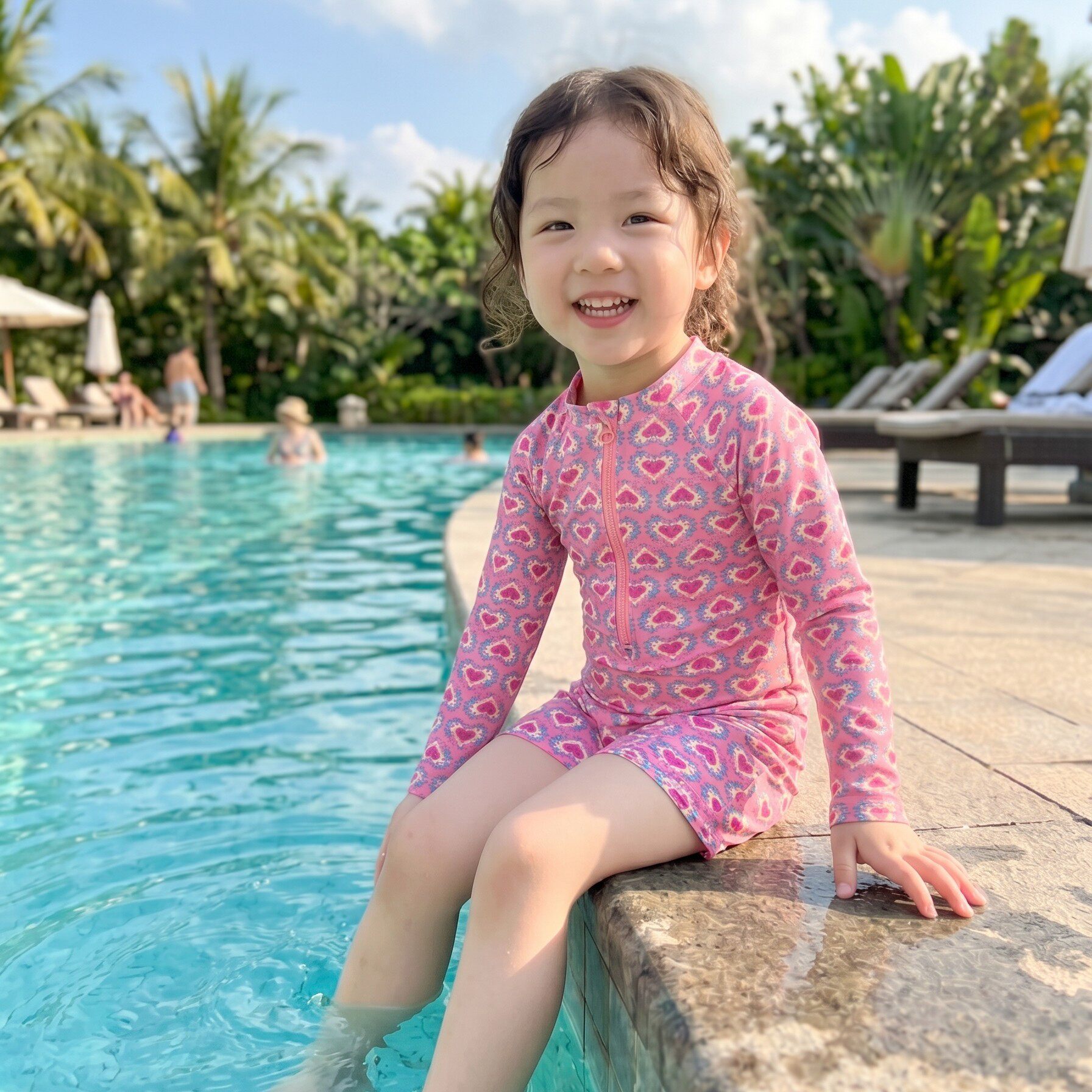 女童绝美游泳衣夏季儿童女孩高颜值泳衣女宝宝防晒速干连体泳装