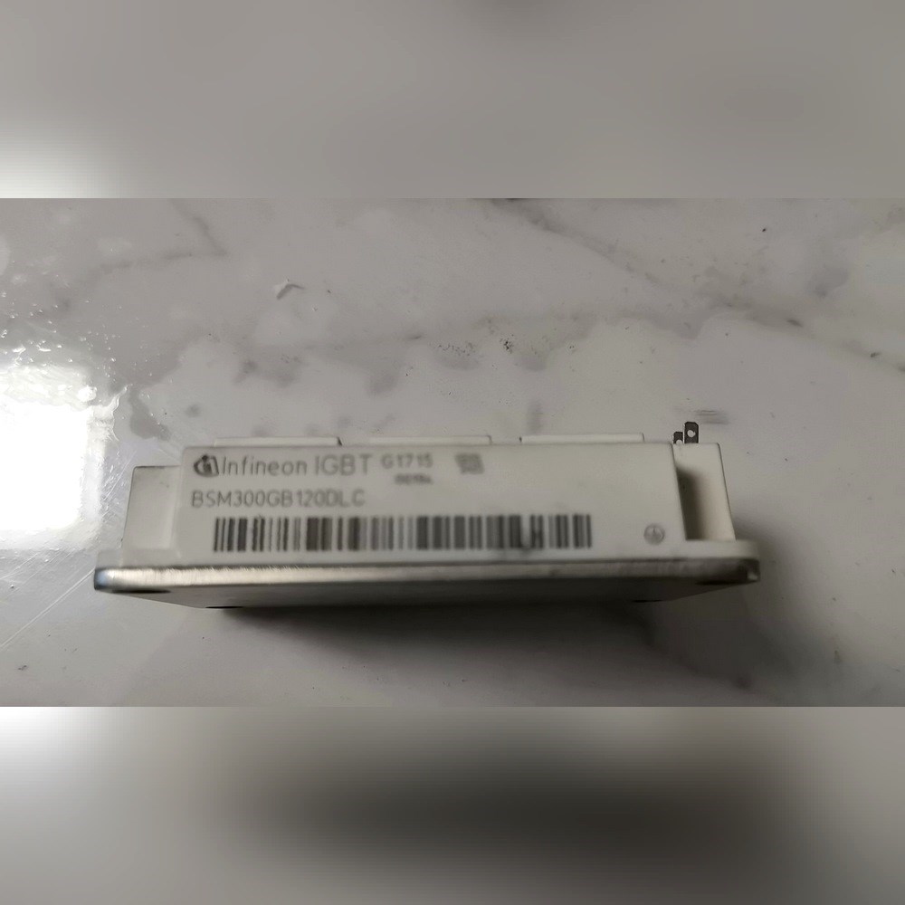 英飞凌IGBT功率模块 BSM300GB120DLC变流柜 议价 - 实物图