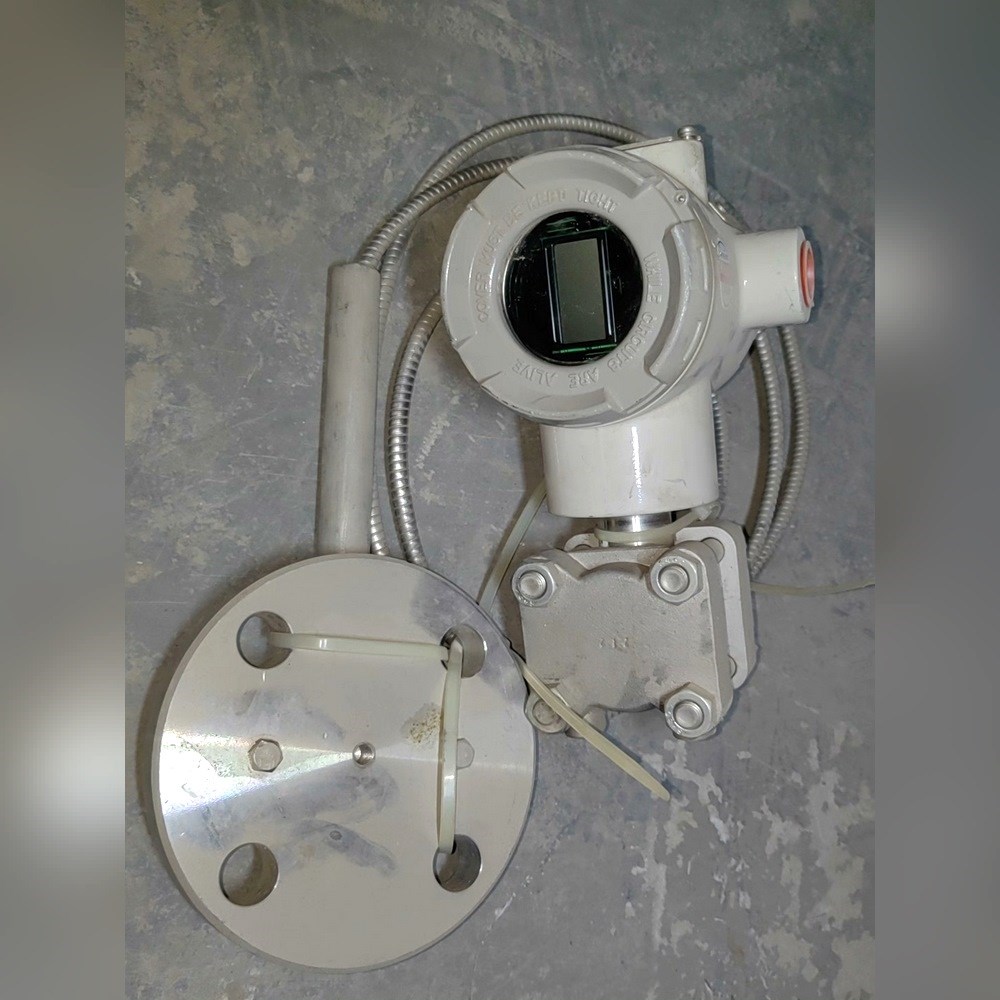 azbiL山武流量计STH940-1JB72J022-P3- 议价